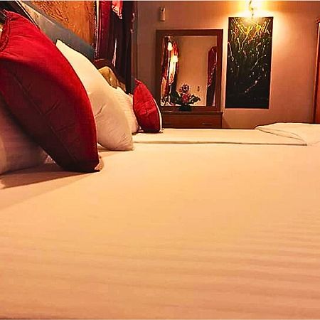 Ared Villa 카투나야크 외부 사진